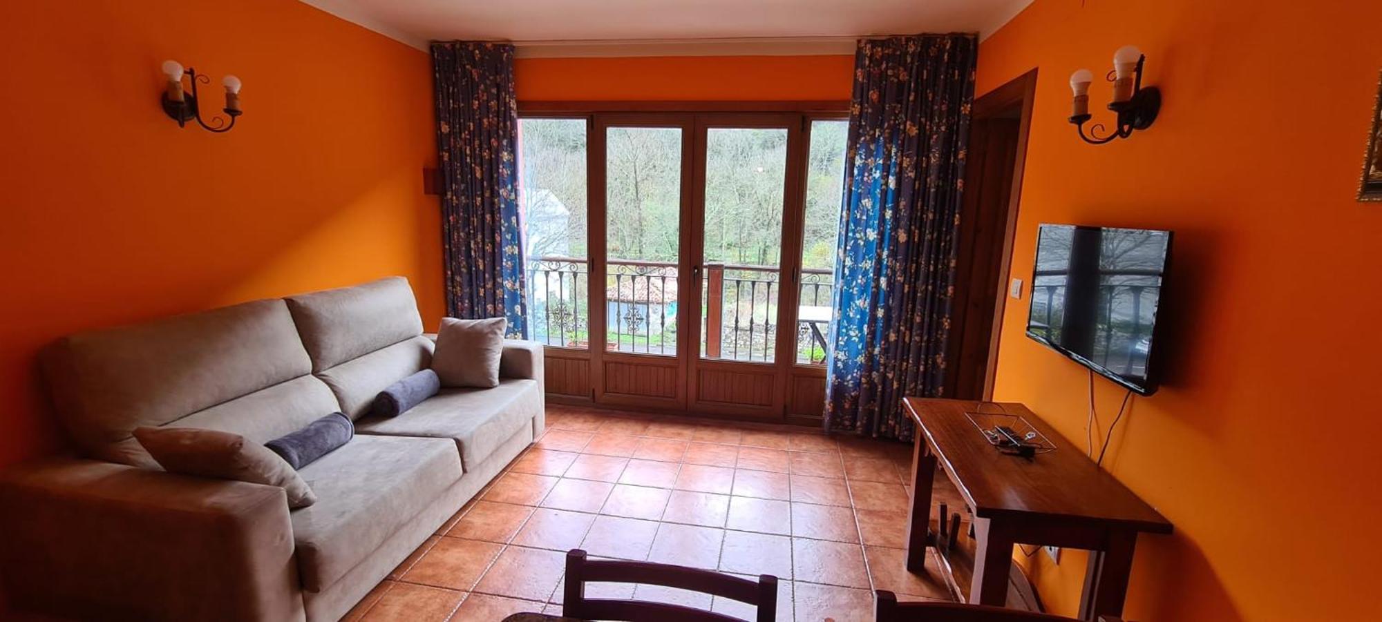 Apartamentos La Corona - Cabrales กาเรญา เด กาบราเลส ภายนอก รูปภาพ