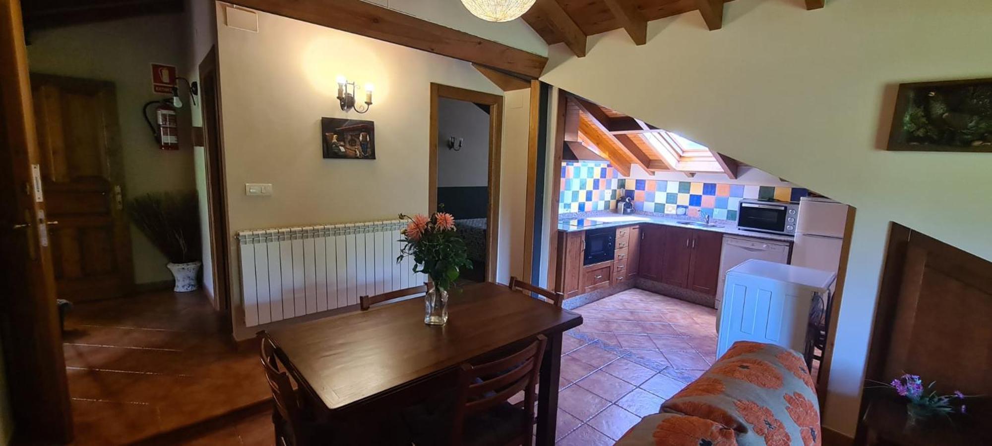 Apartamentos La Corona - Cabrales กาเรญา เด กาบราเลส ภายนอก รูปภาพ