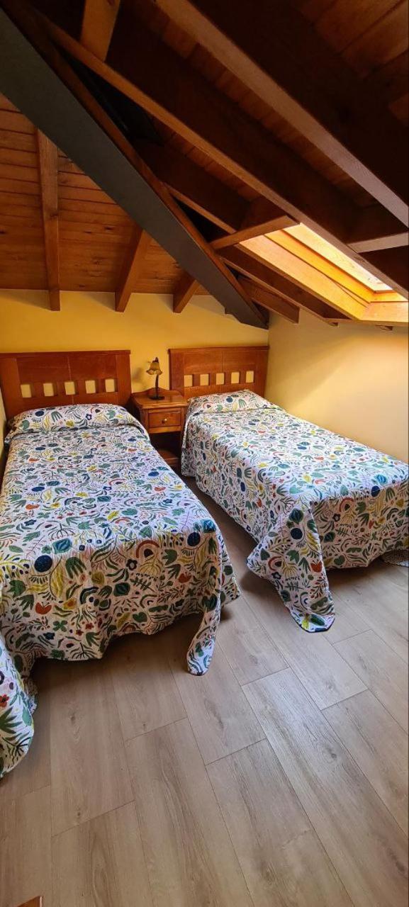 Apartamentos La Corona - Cabrales กาเรญา เด กาบราเลส ภายนอก รูปภาพ