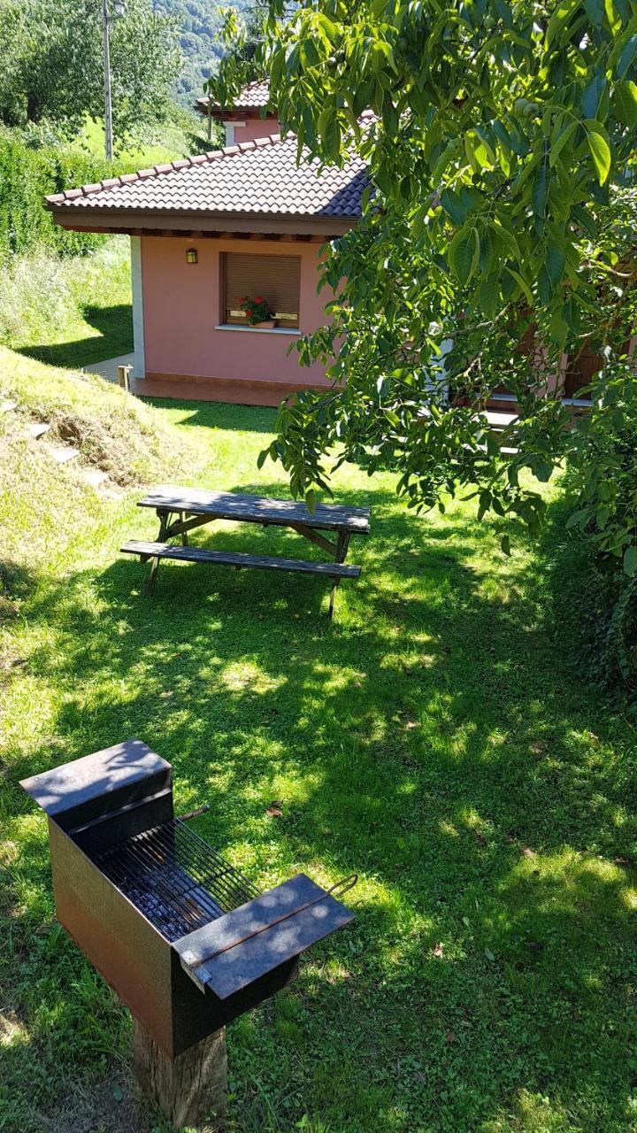 Apartamentos La Corona - Cabrales กาเรญา เด กาบราเลส ภายนอก รูปภาพ